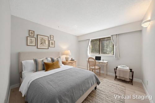 14340 28Th Avenue, Surrey, BC - Indoor Photo Showing Bedroom