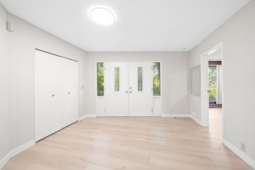 14340 28Th Avenue, Surrey, BC - Indoor Photo Showing Other Room