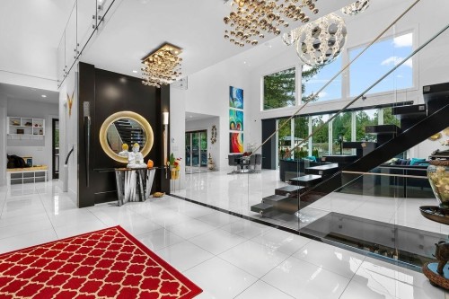 13396 Crescent Road, Surrey, BC - Indoor Photo Showing Other Room