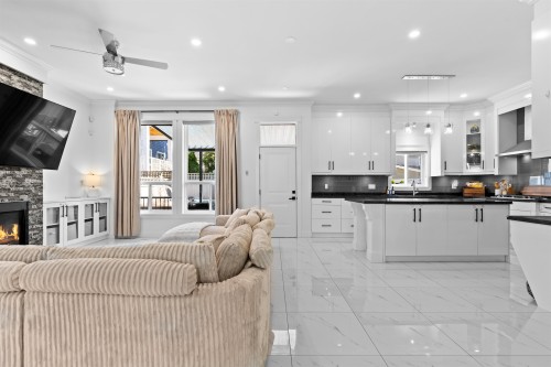 18080 67 Avenue, Surrey, BC - Indoor Photo Showing Kitchen With Fireplace