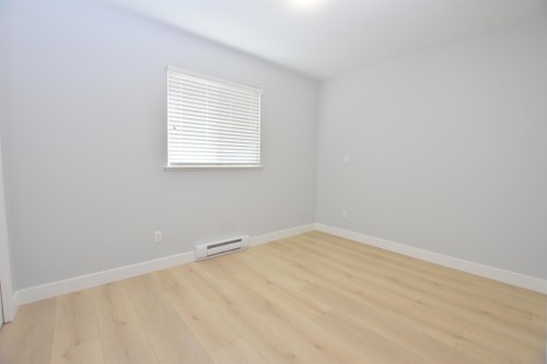15402 96A Avenue, Surrey, BC - Indoor Photo Showing Other Room