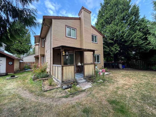 15402 96A Avenue, Surrey, BC - Outdoor