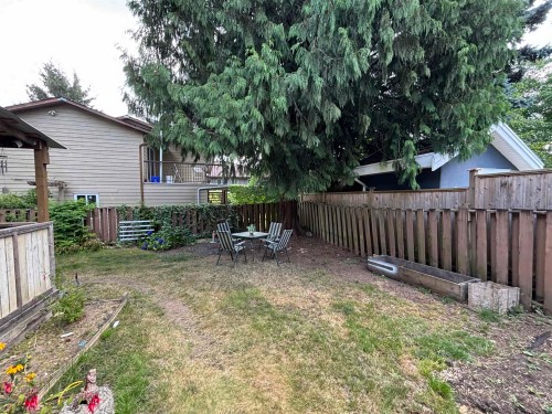15402 96A Avenue, Surrey, BC - Outdoor
