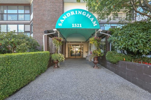 111-1521 Blackwood Street, White Rock, BC - Outdoor