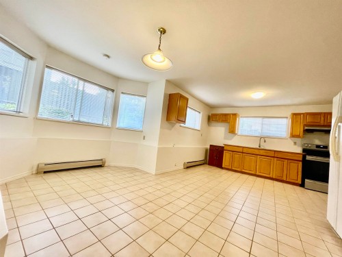 Lower Level-1073X Walnut Close, Surrey, BC - Indoor Photo Showing Kitchen