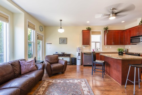 6880 190Th Street, Surrey, BC - Indoor