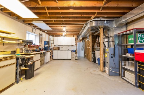 6880 190Th Street, Surrey, BC - Indoor Photo Showing Basement
