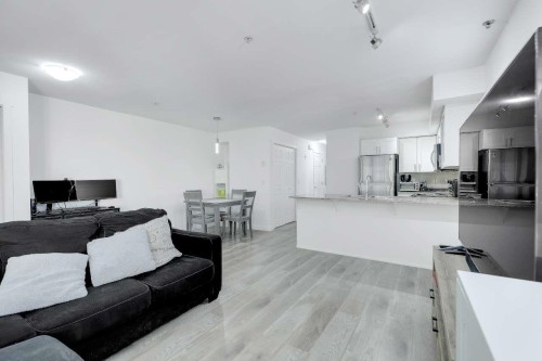 108-13958 108 Avenue, Surrey, BC - Indoor