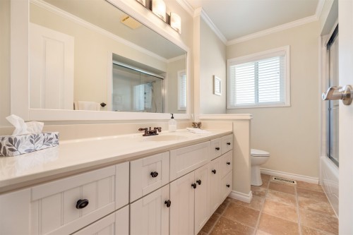 11169 Mason Place, Delta, BC - Indoor Photo Showing Bathroom