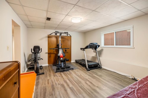 11169 Mason Place, Delta, BC - Indoor Photo Showing Gym Room