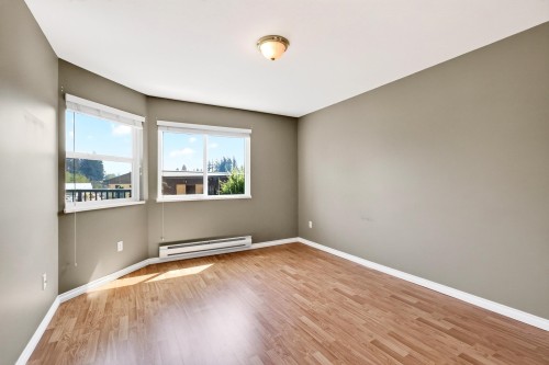 212-32044 Old Yale Road, Abbotsford, BC - Indoor Photo Showing Other Room