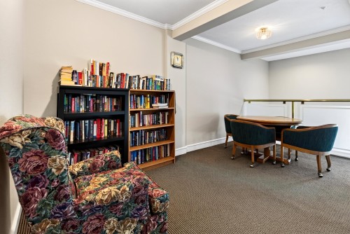 212-32044 Old Yale Road, Abbotsford, BC - Indoor Photo Showing Office