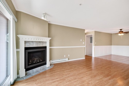 212-32044 Old Yale Road, Abbotsford, BC - Indoor With Fireplace