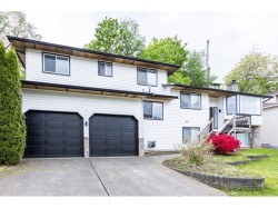 2319 Woodstock Drive Abbotsford, BC V3G 2E5