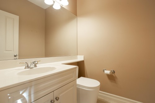 36456 Auguston Parkway E, Abbotsford, BC - Indoor Photo Showing Bathroom