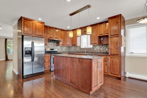 16773 63 Avenue, Surrey, BC - Indoor Photo Showing Kitchen