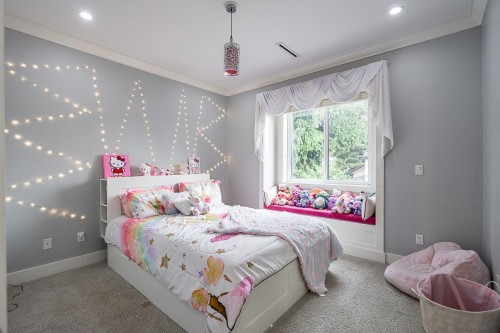 8295 110 Street, Delta, BC - Indoor Photo Showing Bedroom
