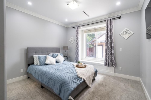 8295 110 Street, Delta, BC - Indoor Photo Showing Bedroom