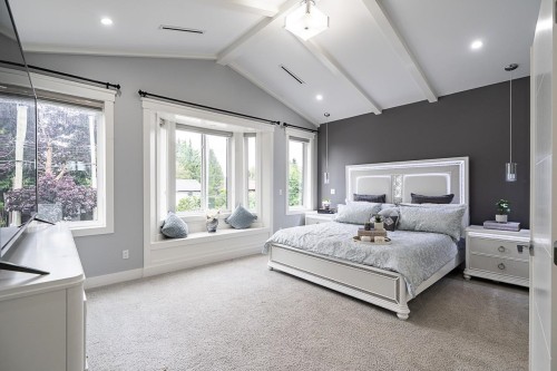 8295 110 Street, Delta, BC - Indoor Photo Showing Bedroom