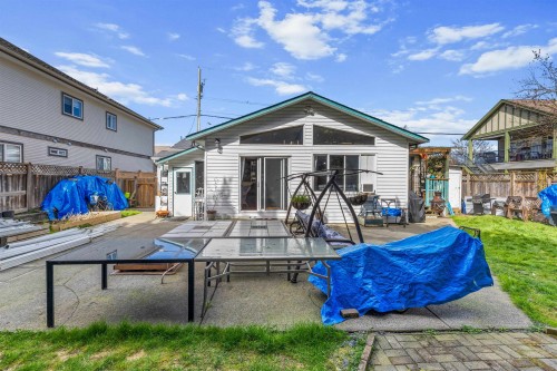 32622 Egglestone Avenue, Mission, BC - Outdoor With Deck Patio Veranda