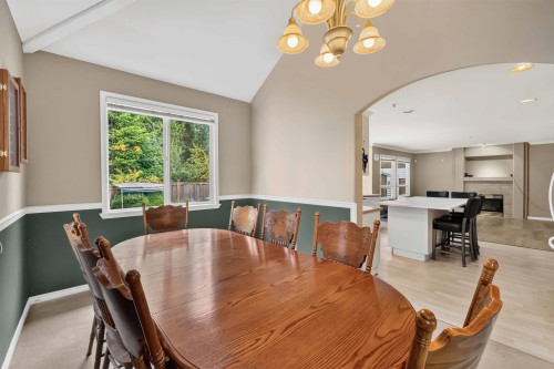 17839 68Th Avenue, Surrey, BC - Indoor Photo Showing Dining Room