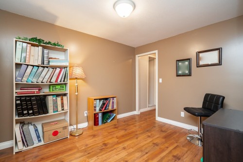 34866 Everson Place, Abbotsford, BC - Indoor Photo Showing Office