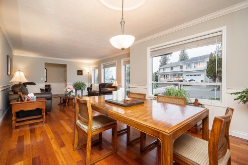 34866 Everson Place, Abbotsford, BC - Indoor Photo Showing Dining Room
