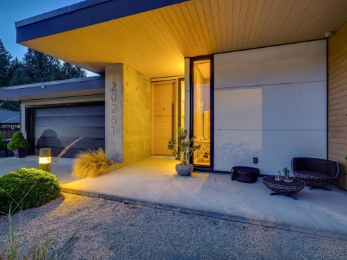 20261 41 Avenue, Langley, BC - Outdoor With Exterior
