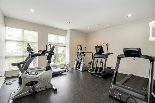 62-6450 199 Street, Langley, BC - Indoor Photo Showing Gym Room