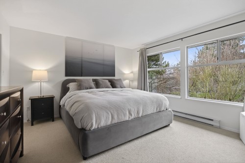 109-16080 82 Avenue, Surrey, BC - Indoor Photo Showing Bedroom