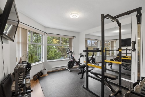 109-16080 82 Avenue, Surrey, BC - Indoor Photo Showing Gym Room