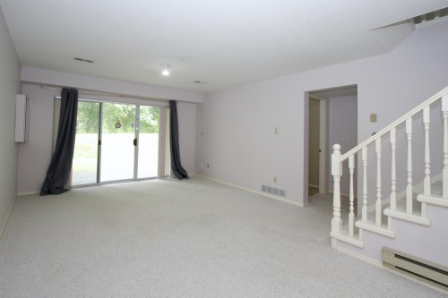 32-3055 Trafalgar Street, Abbotsford, BC - Indoor Photo Showing Other Room