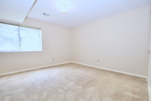 32-3055 Trafalgar Street, Abbotsford, BC - Indoor Photo Showing Other Room
