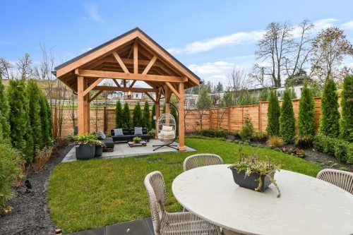2855 Jersey Place, Abbotsford, BC - Outdoor With Deck Patio Veranda With Backyard