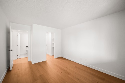 306-1526 George Street, White Rock, BC - Indoor Photo Showing Other Room