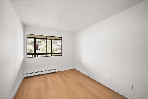 306-1526 George Street, White Rock, BC - Indoor Photo Showing Other Room