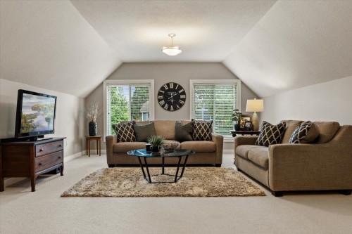 34849 Everett Drive, Abbotsford, BC - Indoor Photo Showing Living Room