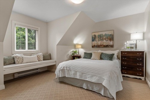 34849 Everett Drive, Abbotsford, BC - Indoor Photo Showing Bedroom
