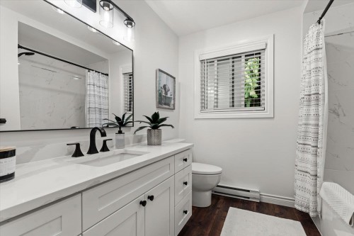34849 Everett Drive, Abbotsford, BC - Indoor Photo Showing Bathroom