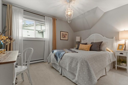 34849 Everett Drive, Abbotsford, BC - Indoor Photo Showing Bedroom