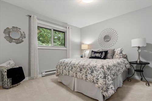 34849 Everett Drive, Abbotsford, BC - Indoor Photo Showing Bedroom