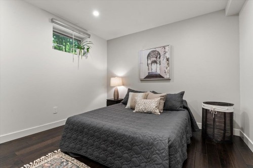 34849 Everett Drive, Abbotsford, BC - Indoor Photo Showing Bedroom
