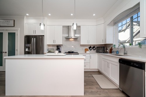 27-13898 64 Avenue, Surrey, BC - Indoor Photo Showing Kitchen With Stainless Steel Kitchen With Upgraded Kitchen