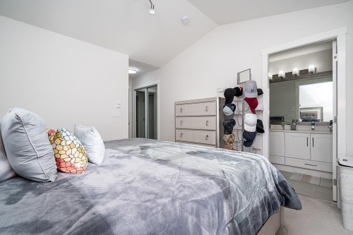 27-13898 64 Avenue, Surrey, BC - Indoor Photo Showing Bedroom