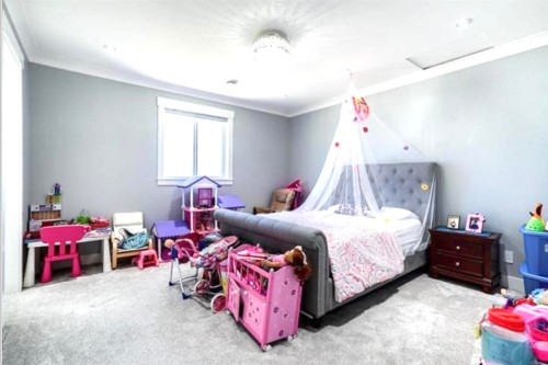 17012 57 Avenue, Surrey, BC - Indoor Photo Showing Bedroom