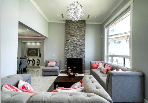 17012 57 Avenue, Surrey, BC - Indoor Photo Showing Living Room With Fireplace