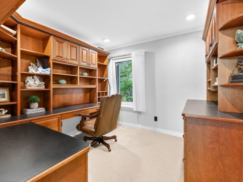 13315 25 Avenue, Surrey, BC - Indoor Photo Showing Office