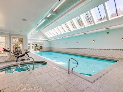 13315 25 Avenue, Surrey, BC - Indoor Photo Showing Other Room With In Ground Pool