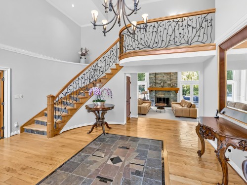 13315 25 Avenue, Surrey, BC - Indoor Photo Showing Other Room With Fireplace