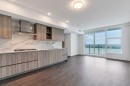 3102-13778 100 Avenue, Surrey, BC  - Indoor Photo Showing Kitchen 